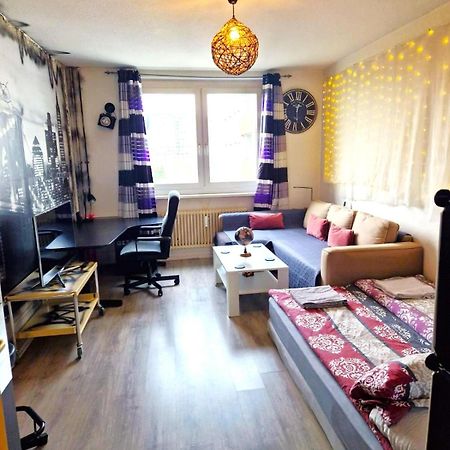 Cozy Trendy Spacious Room In Green Area 12 Min. Near To The Center Alexanderplatz ベルリン エクステリア 写真