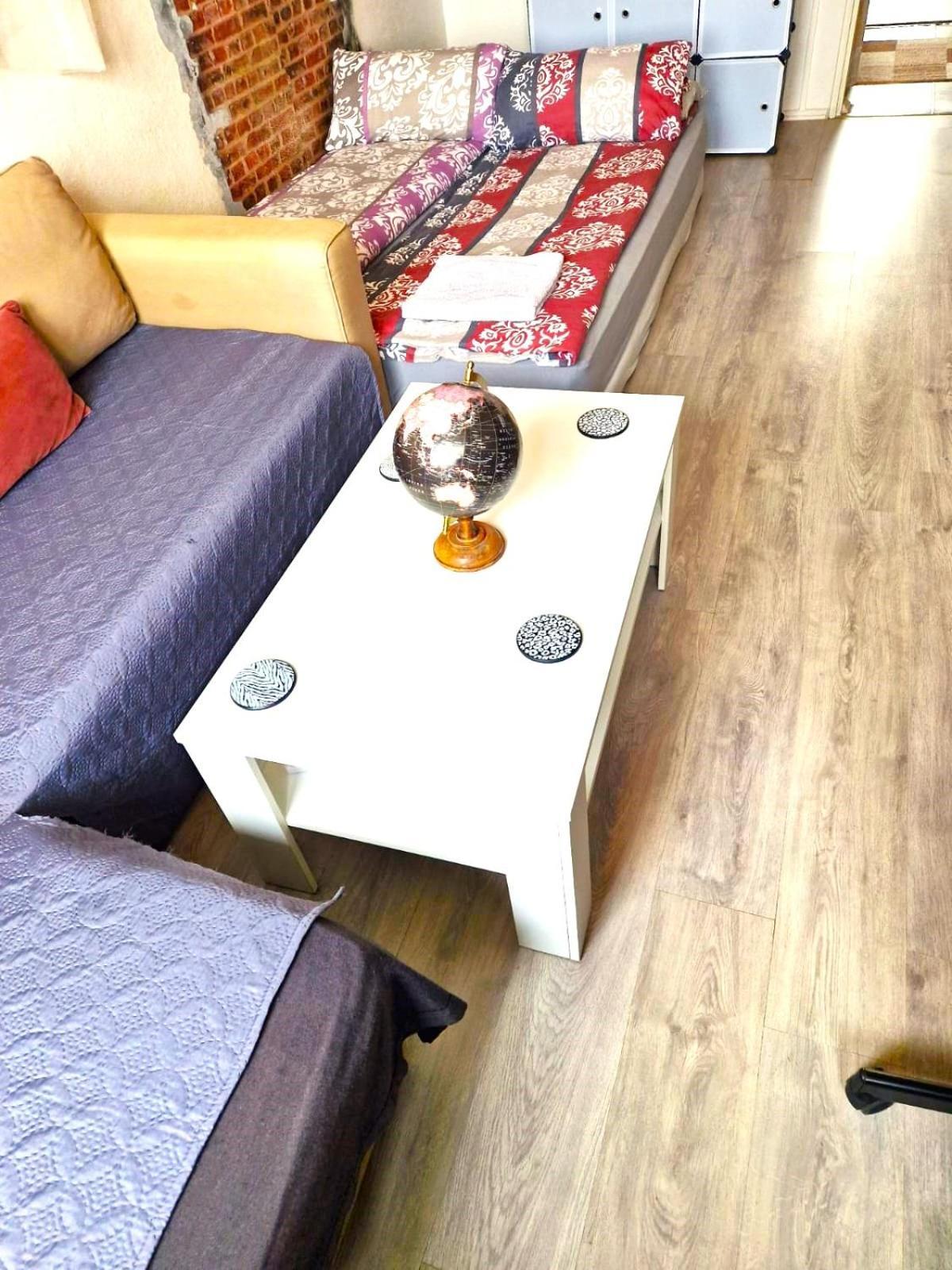 Cozy Trendy Spacious Room In Green Area 12 Min. Near To The Center Alexanderplatz ベルリン エクステリア 写真
